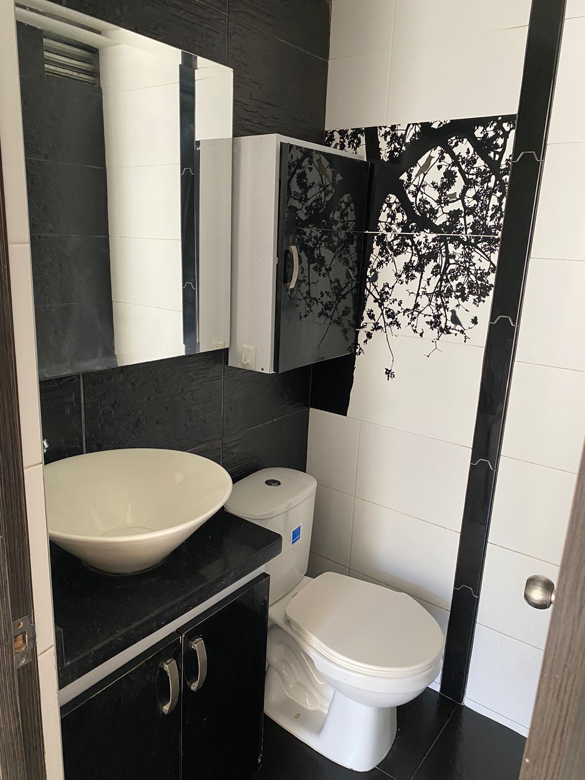 VENTA HERMOSO APARTAMENTO - ACABADOS DE LUJO VISTA A LA PISCINA (IBAGUÉ VIA AEROPUERTO 3224674131/3188500845/3156070603/3002301347)
