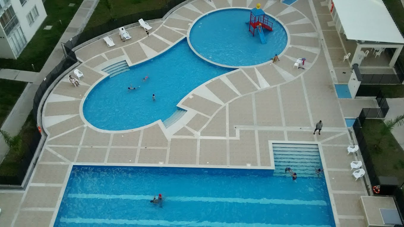 VENTA HERMOSO APARTAMENTO - ACABADOS DE LUJO VISTA A LA PISCINA (IBAGUÉ VIA AEROPUERTO 3224674131/3188500845/3156070603/3002301347)